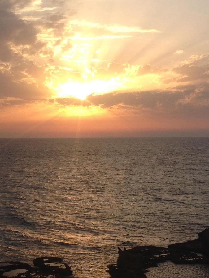 شقة ميغدال  في נוף הארבל עם חלון לכינרת المظهر الخارجي الصورة